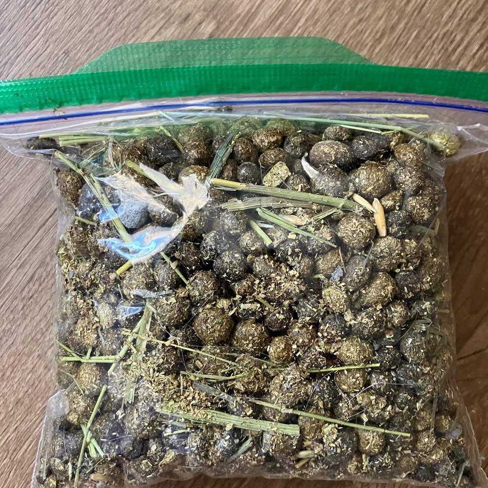 Partially Decomposed Rabbit Manure Fertilizer - Picture 2 of 2